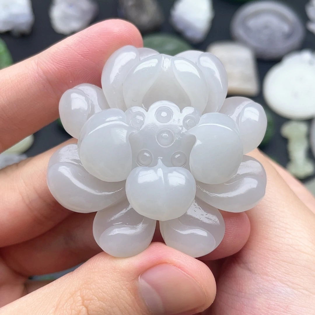【闪购商品】颈饰未镶嵌和田玉