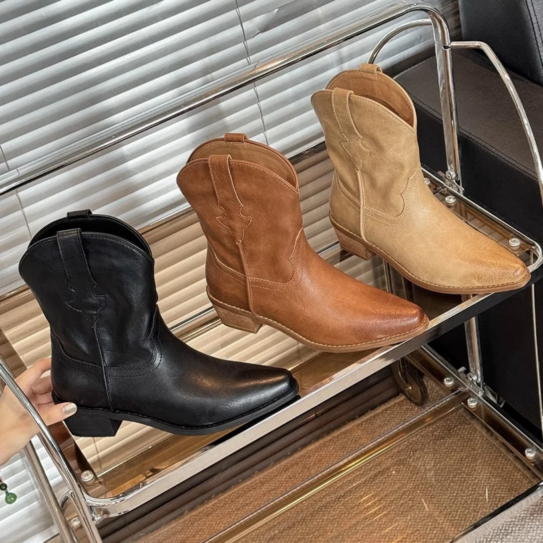 7266-09欧美复古英伦风短靴女秋冬时尚尖头单靴小个子粗跟西部靴