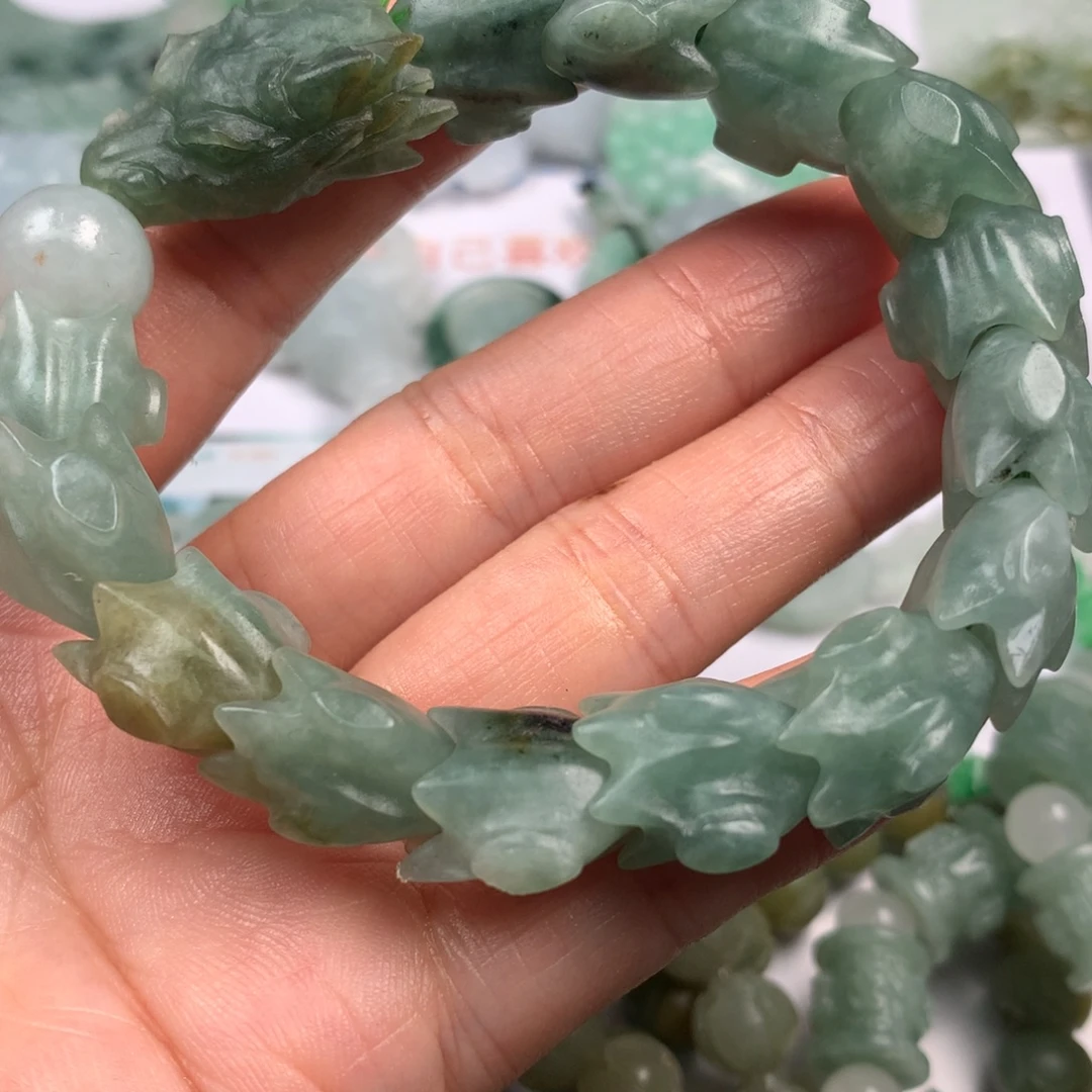 定制翡翠未镶嵌翡翠