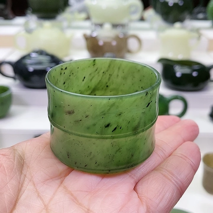 未镶嵌和田玉挂件小*仑茶杯