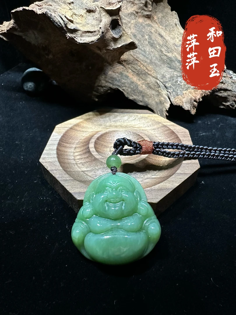 【萍萍和田玉】和田玉碧玉42鸭蛋青佛公吊坠  约42*42*12mm