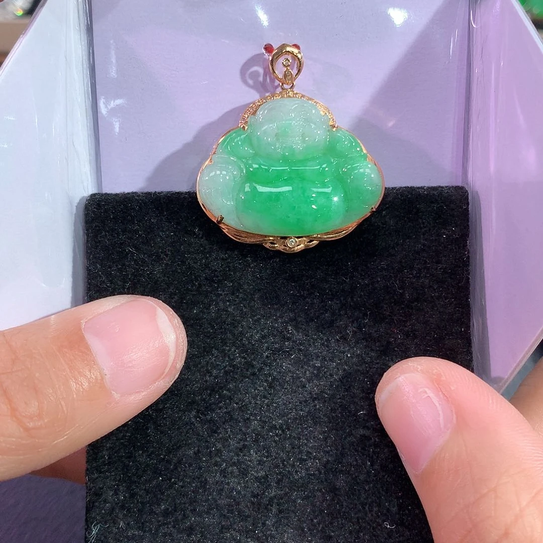 翡翠吊坠(赠链)18K金镶嵌