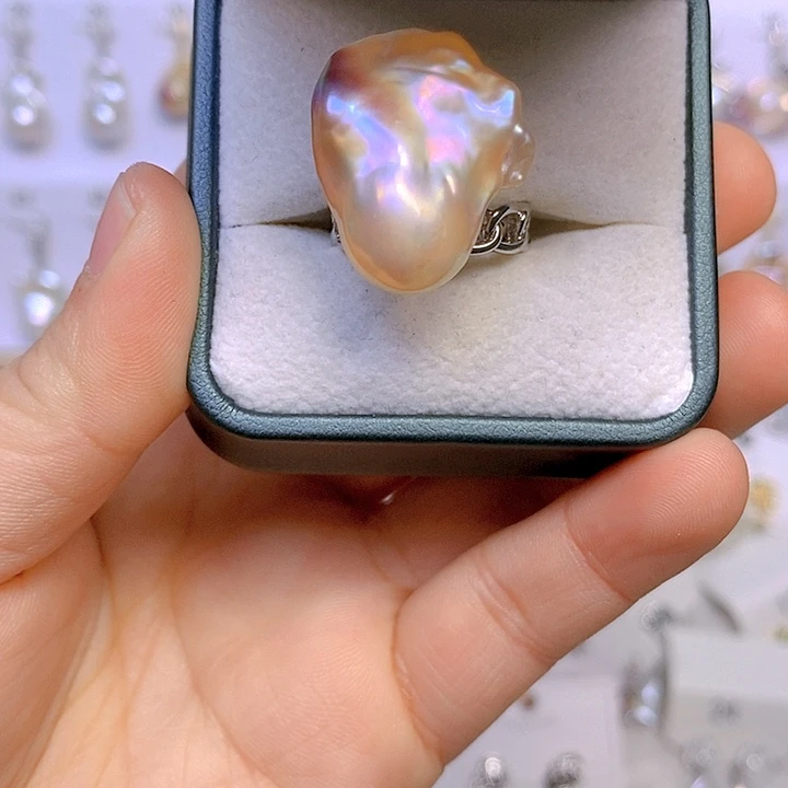 淡水珍珠颈饰合金