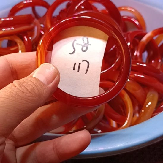 玛瑙/玉髓未镶嵌手镯