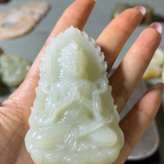 未镶嵌和田玉挂件骏***，