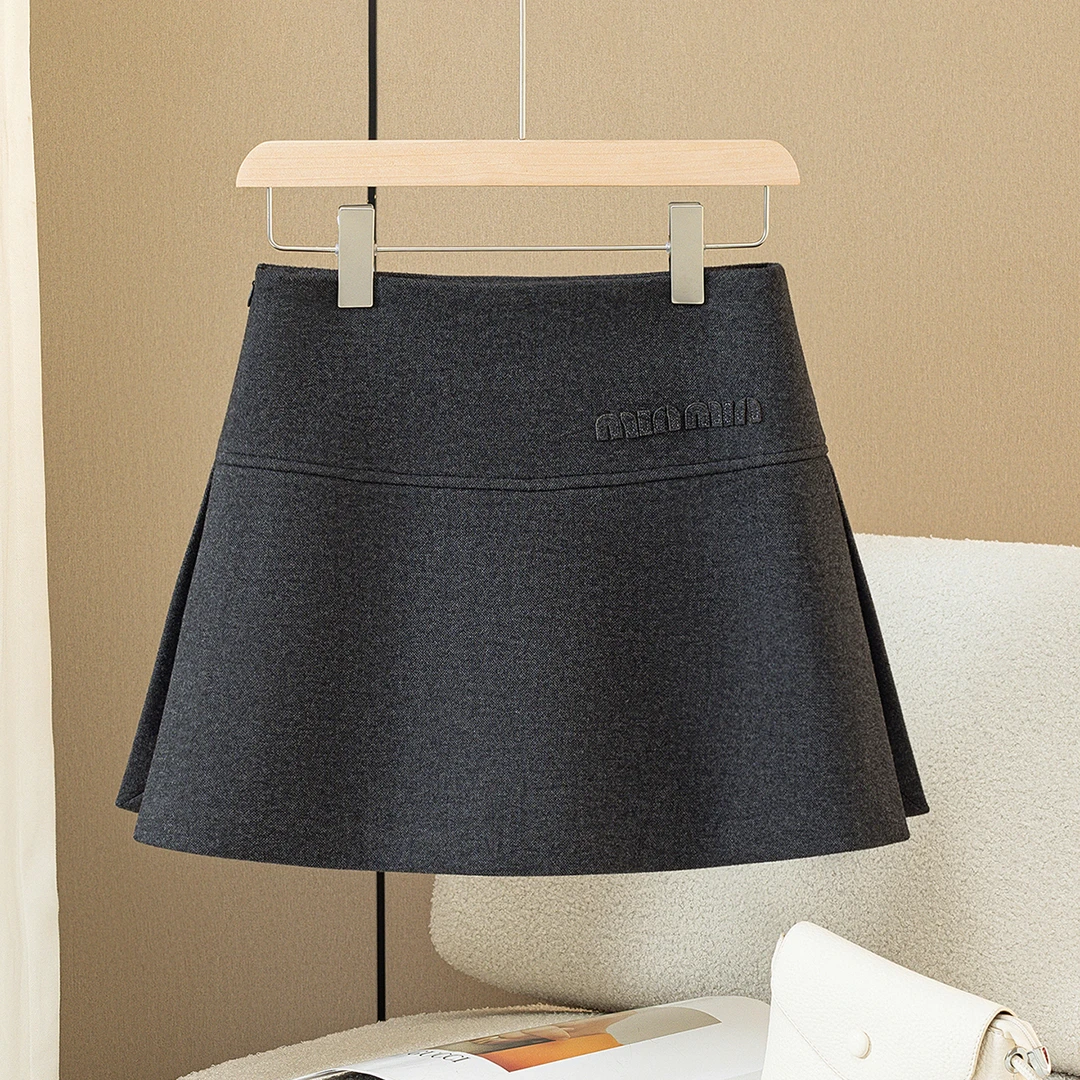 灰色字母立体绣百搭高腰气质半身裙女A字裤裙显瘦加厚短裙子外穿