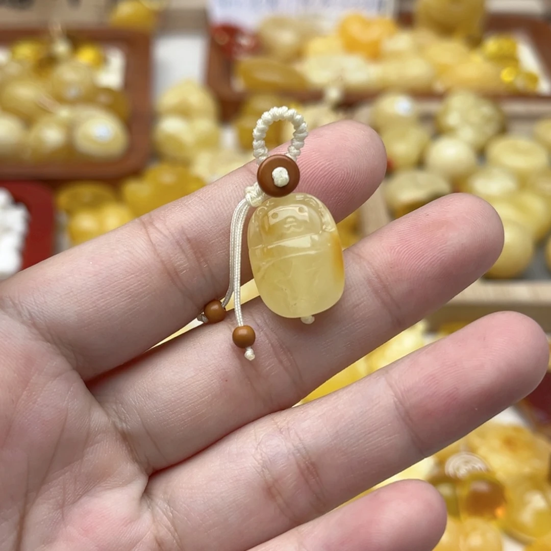 蜜蜡未镶嵌裸石配饰