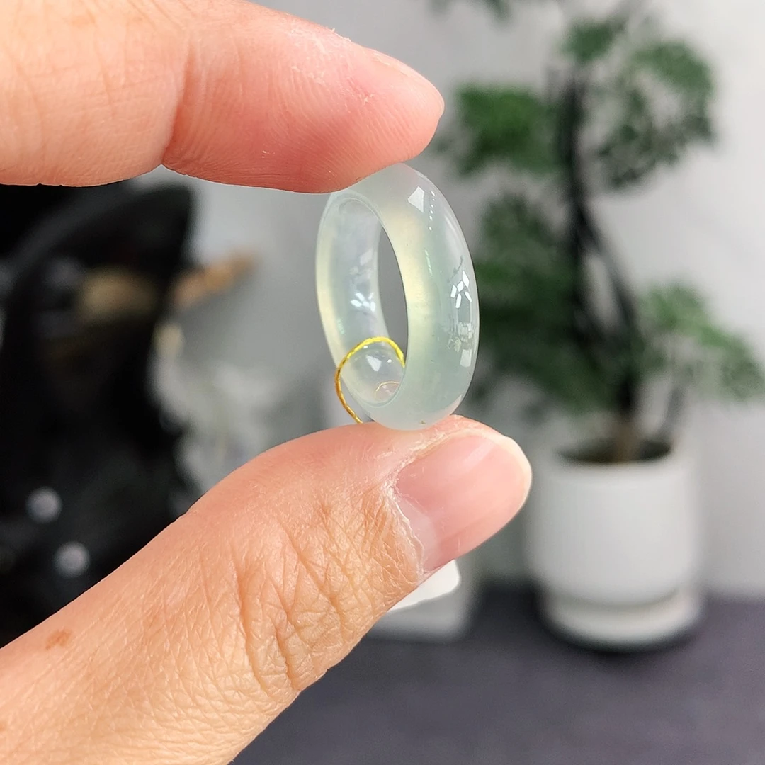 翡翠未镶嵌戒指8号