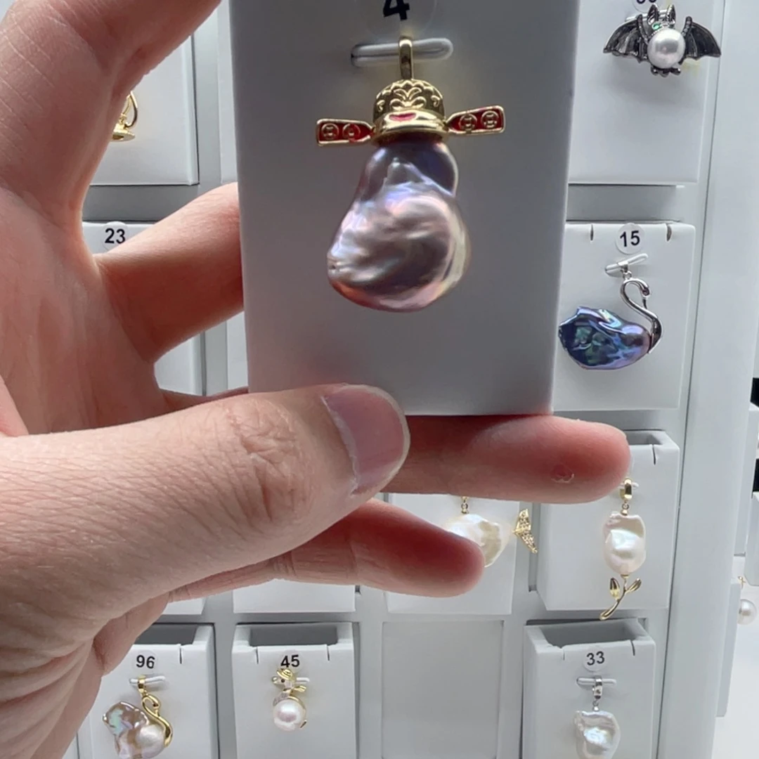 合金淡水珍珠颈饰