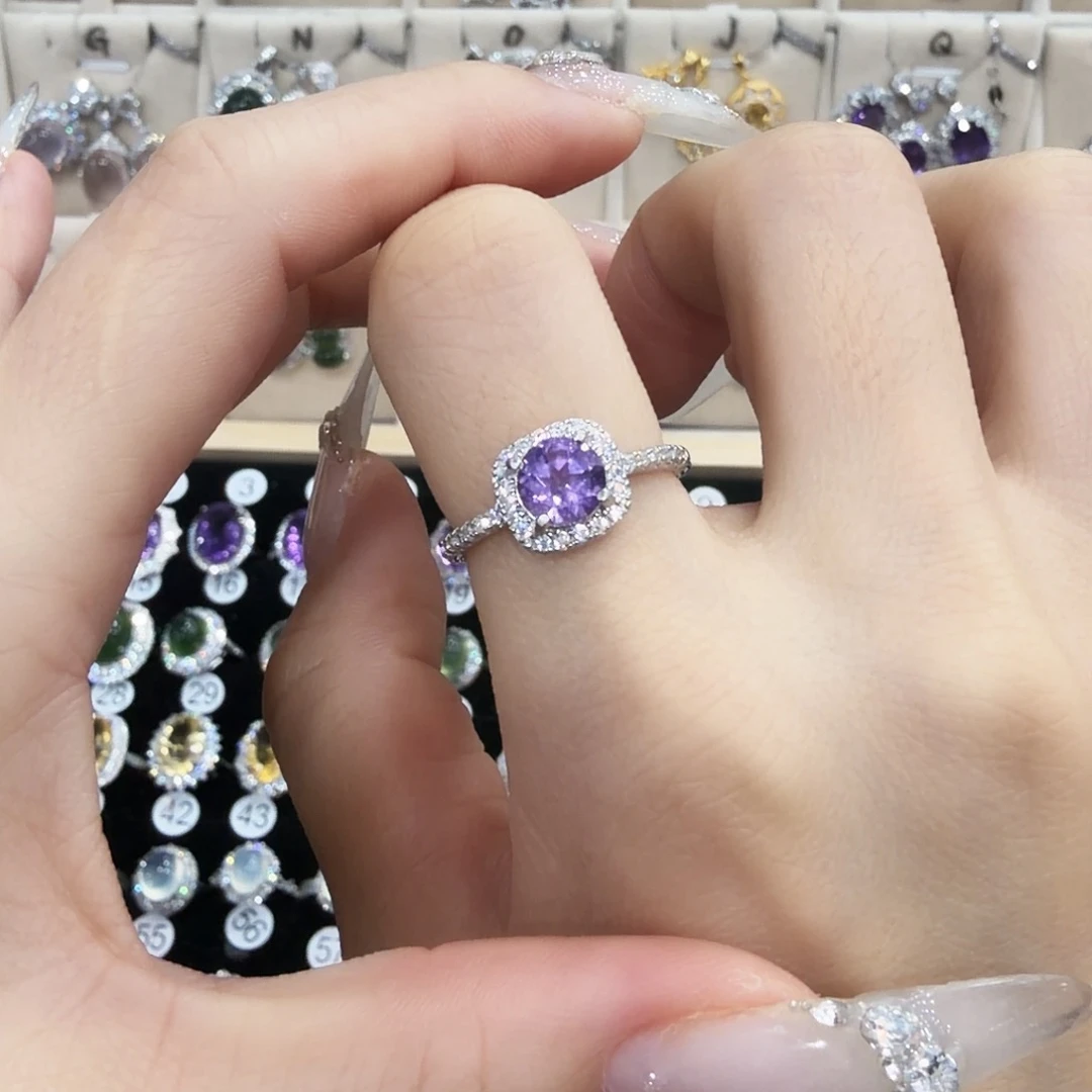 暖***阳银S925镶嵌托帕石戒指