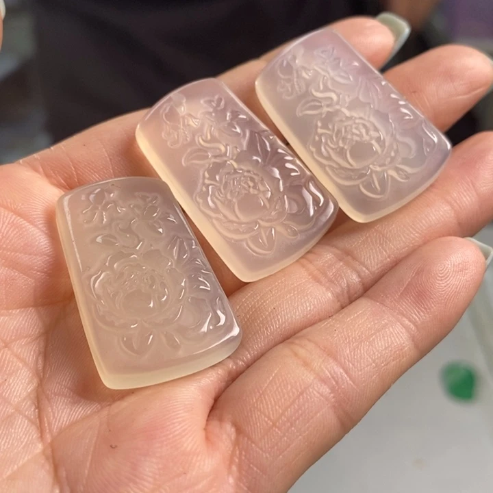 玛瑙/玉髓未镶嵌吊坠(不含链)