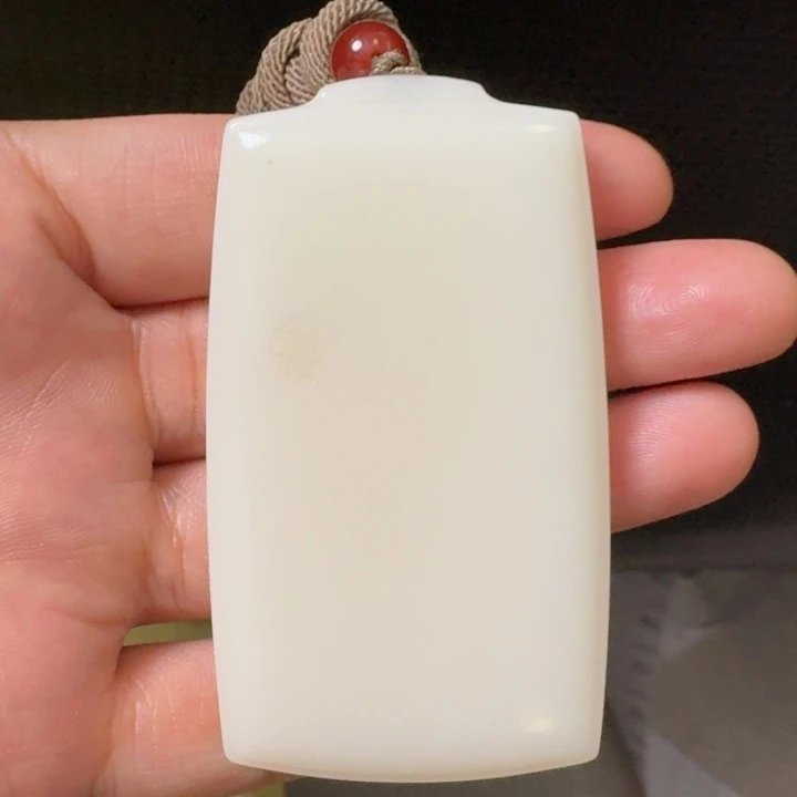 和田玉未镶嵌颈饰米哒70