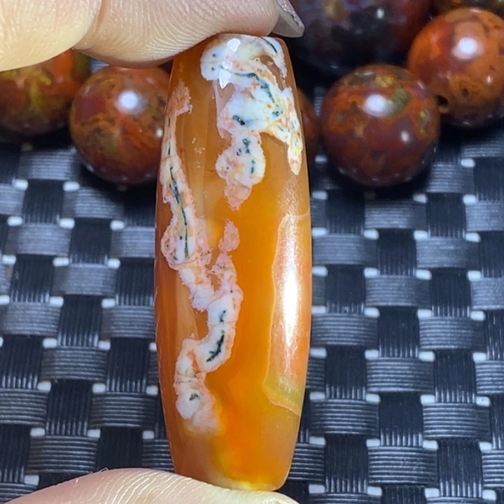 玛瑙/玉髓颈饰未镶嵌古**怀