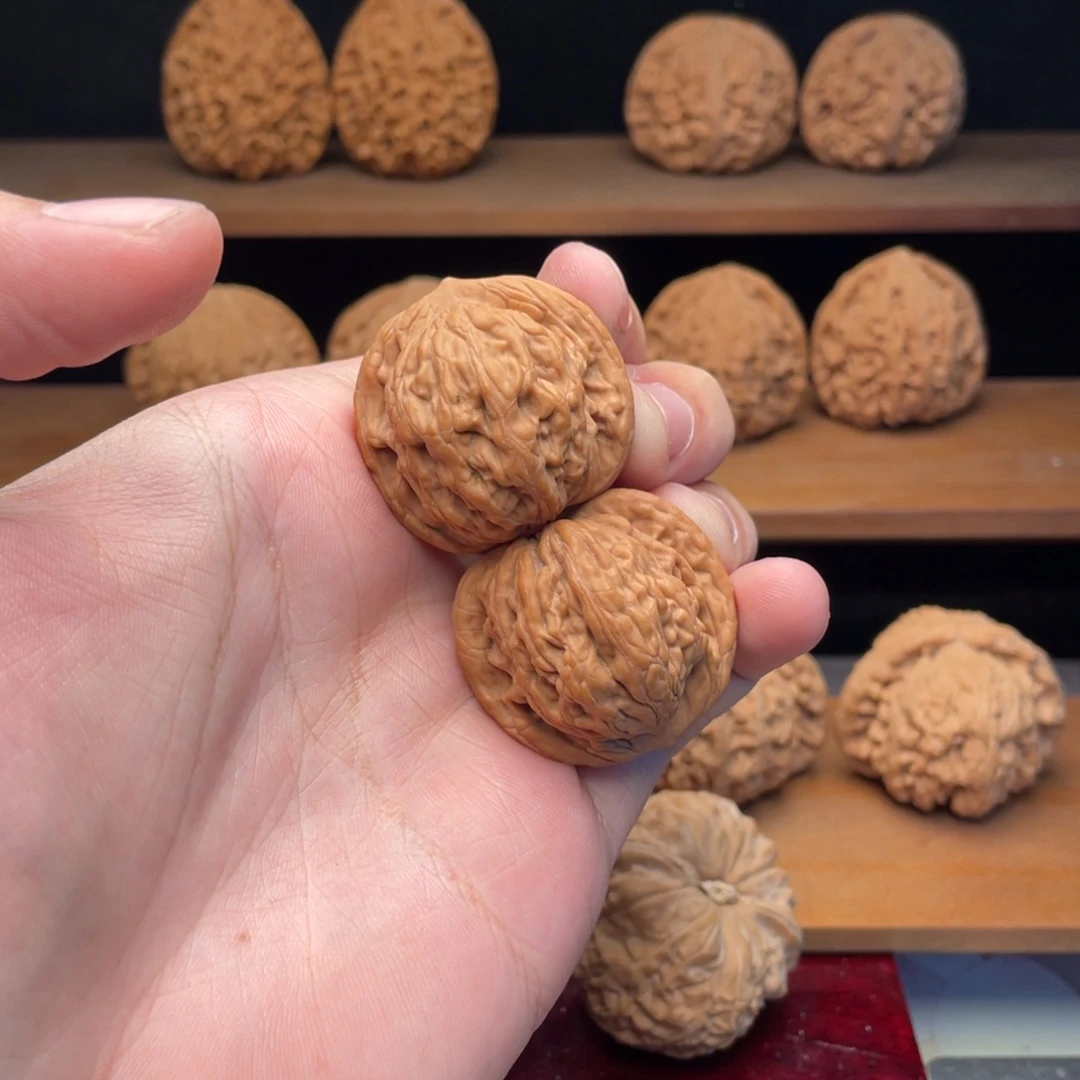 文玩核桃吊坠魏*賀35虎头