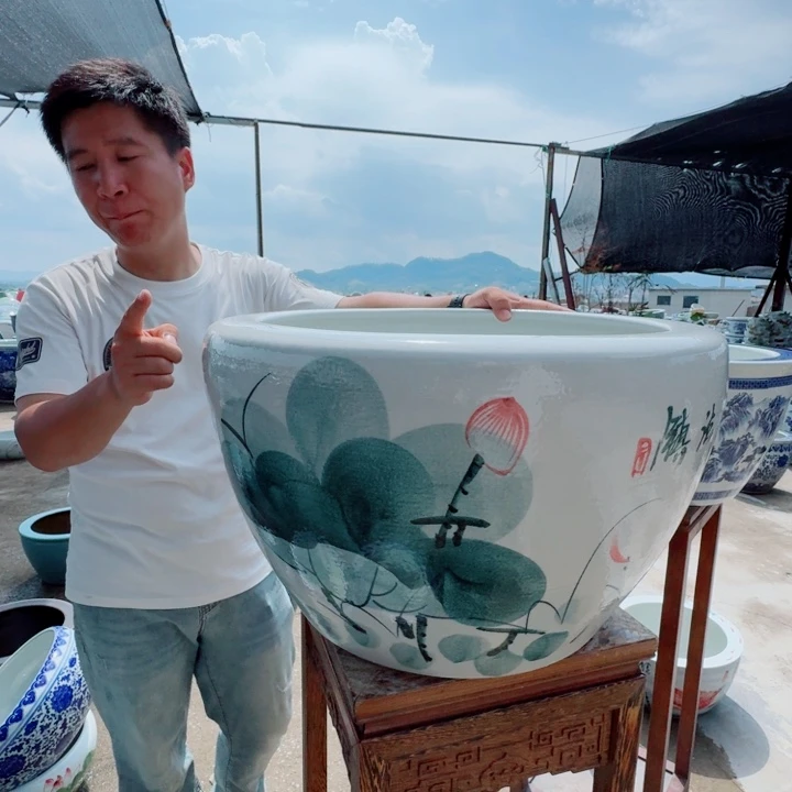 瓷片直径52，高32。。。。