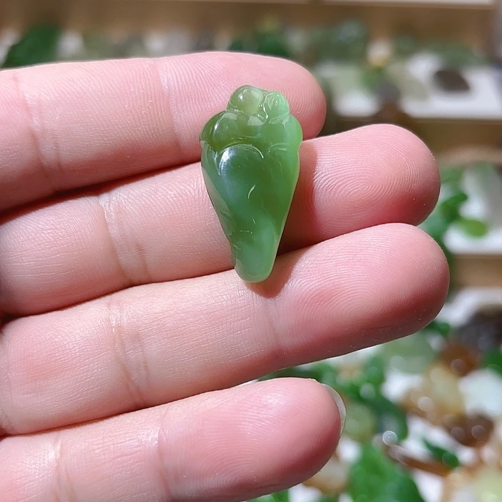 和田玉（碧玉）未镶嵌颈饰