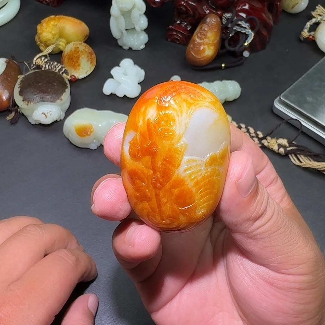 颈饰未镶嵌和田玉