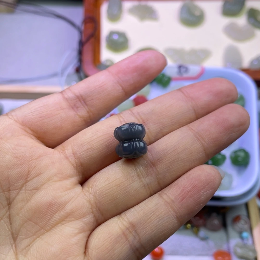 和田玉配饰未镶嵌