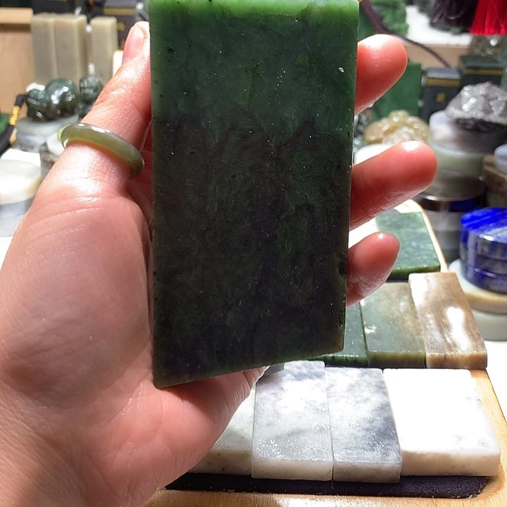 和田玉未镶嵌珠宝半成品