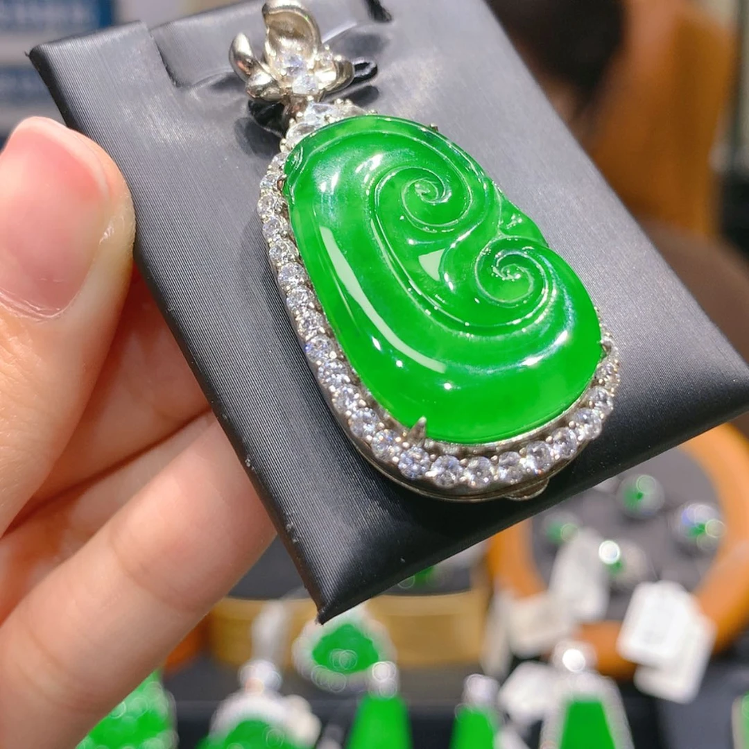 【闪购商品】颈饰银S925镶嵌翡翠3柒姐