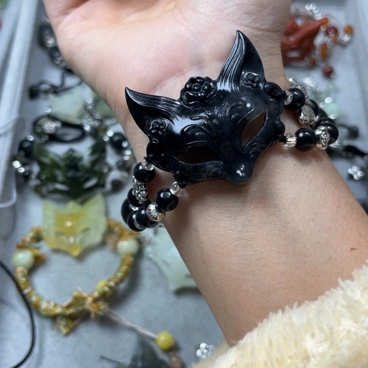 蛇纹石玉合金颈饰