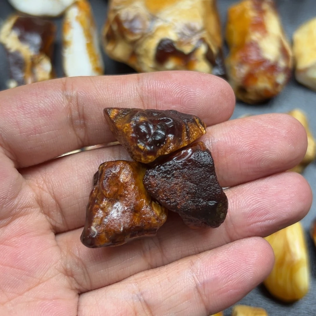 定制琥珀未镶嵌陈**成琥珀蜜蜡原石定制
