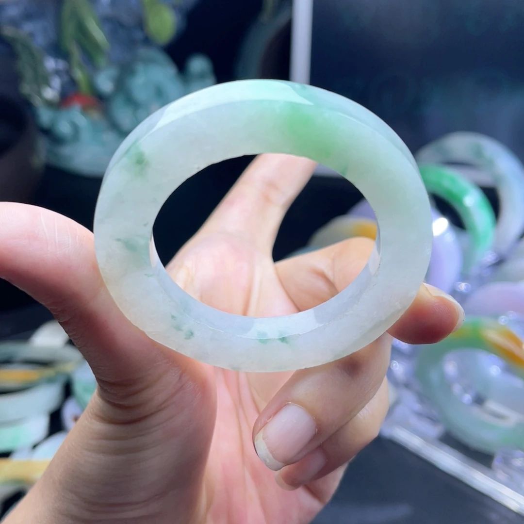 定制翡翠未镶嵌天然翡翠A货手镯