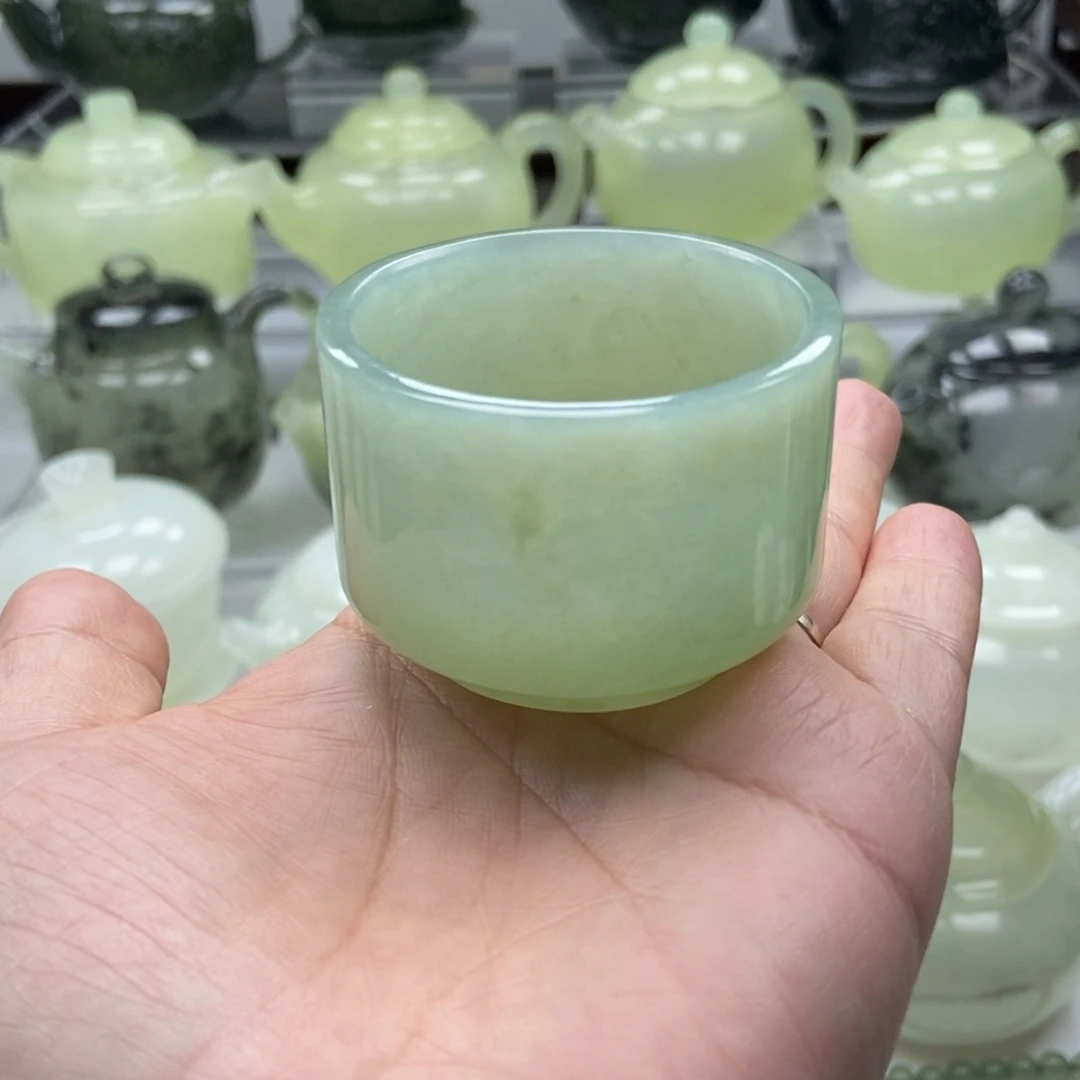 蛇纹石玉未镶嵌主人杯