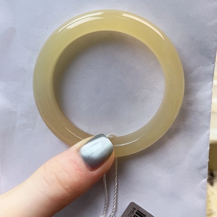 和田玉手镯未镶嵌51