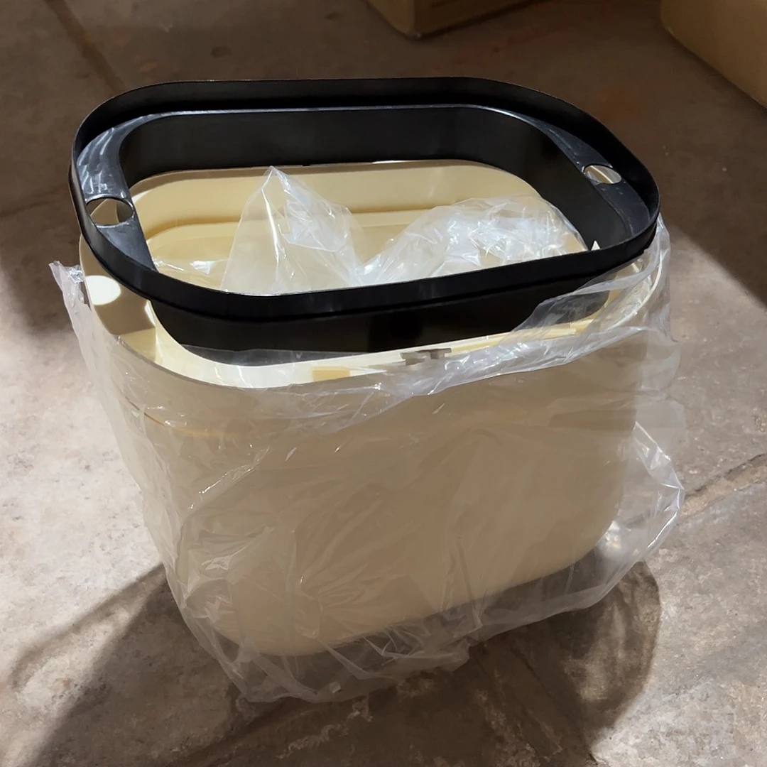 壁挂垃圾桶壁挂垃圾桶