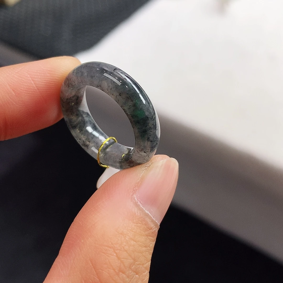 翡翠未镶嵌戒指11号