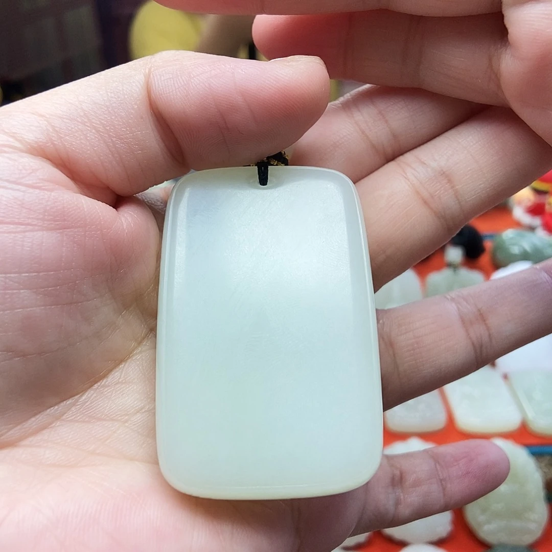 颈饰未镶嵌和田玉泽*南