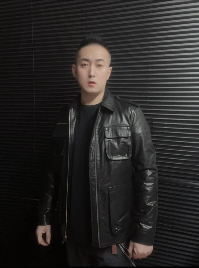 冬季翻领冬季男头层牛皮机车皮衣休闲简约