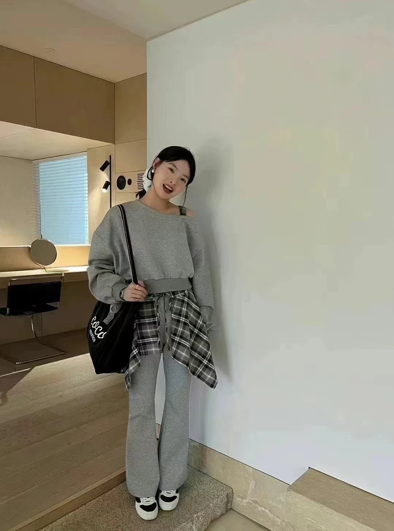 休闲两件套套装搭配时尚两种颜色