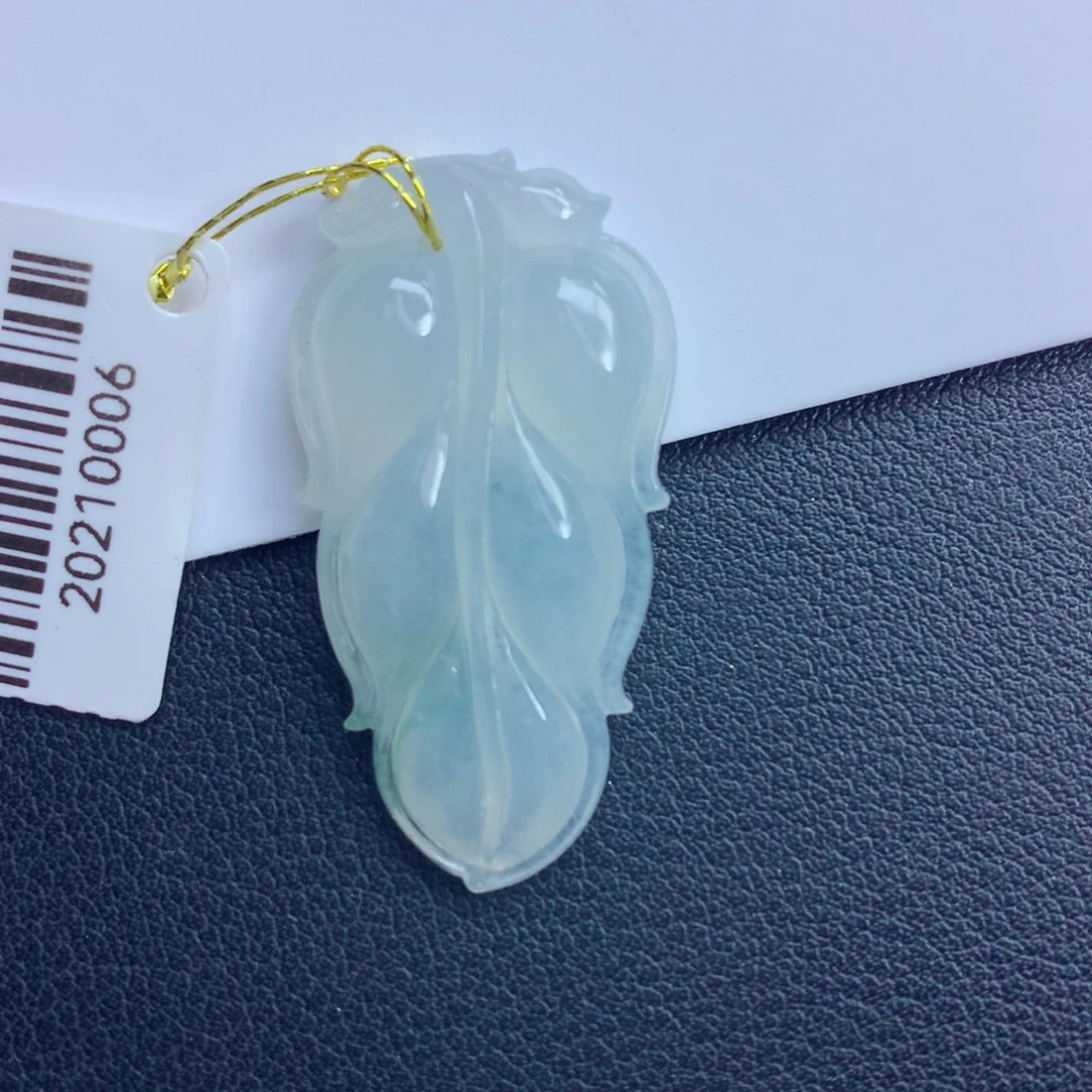 翡翠颈饰未镶嵌金枝玉叶