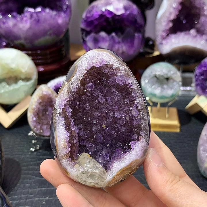 紫晶未镶嵌珠宝半成品