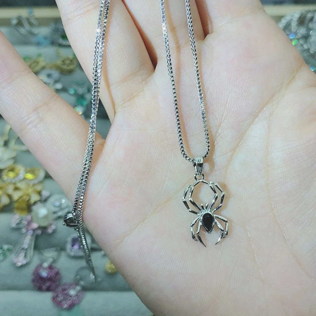 【闪购商品】银S925镶嵌耳饰托帕石