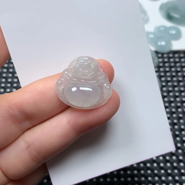 翡翠未镶嵌颈饰佛公