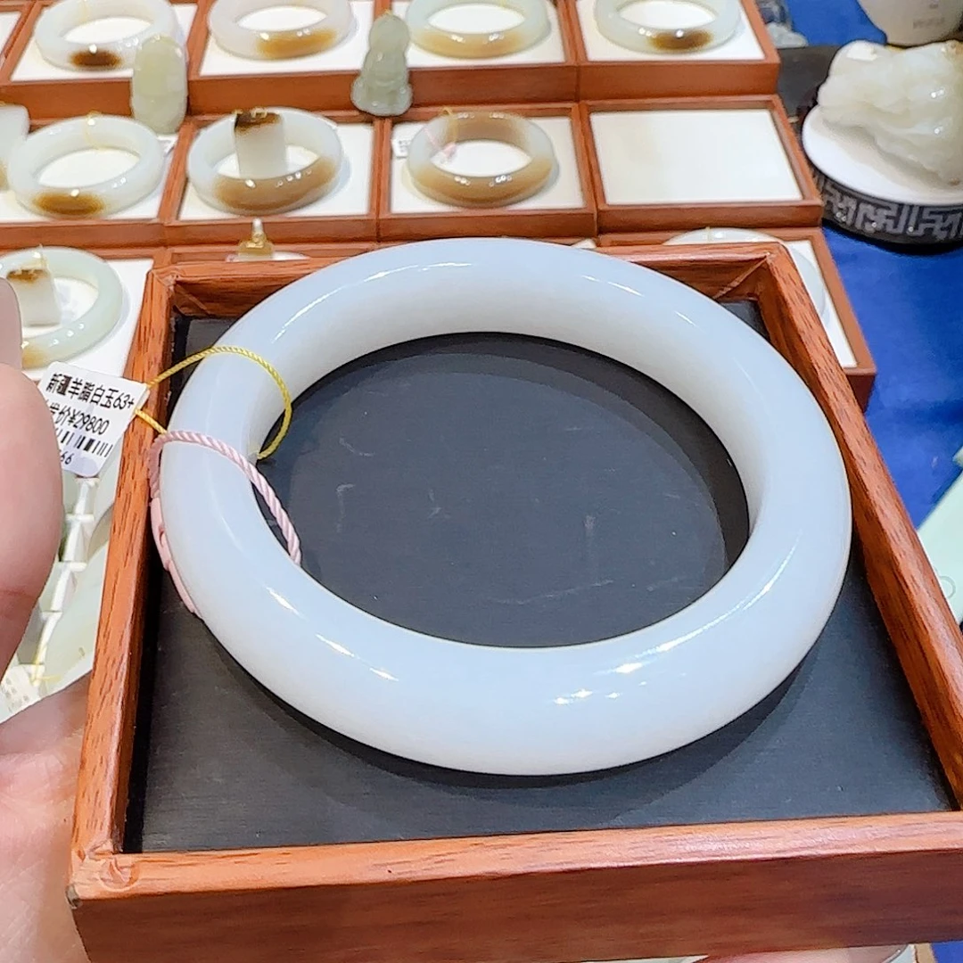 和田玉手镯未镶嵌金****优