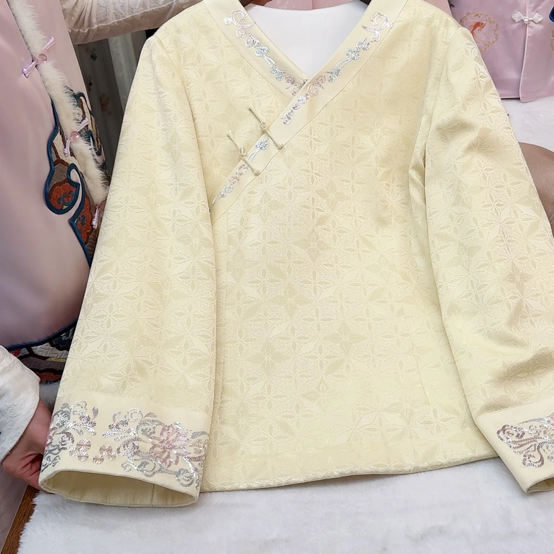 刺绣苏绣一物一件黄色