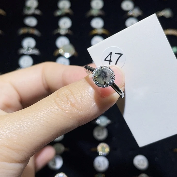 翡翠未镶嵌戒指戒指