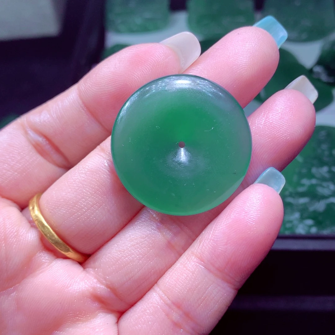 定制翡翠未镶嵌天然缅甸翡翠A货毛货挂件