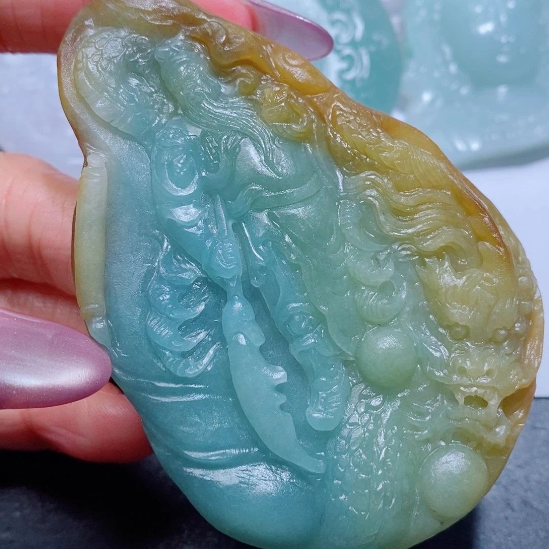 未镶嵌吊坠定制翡翠