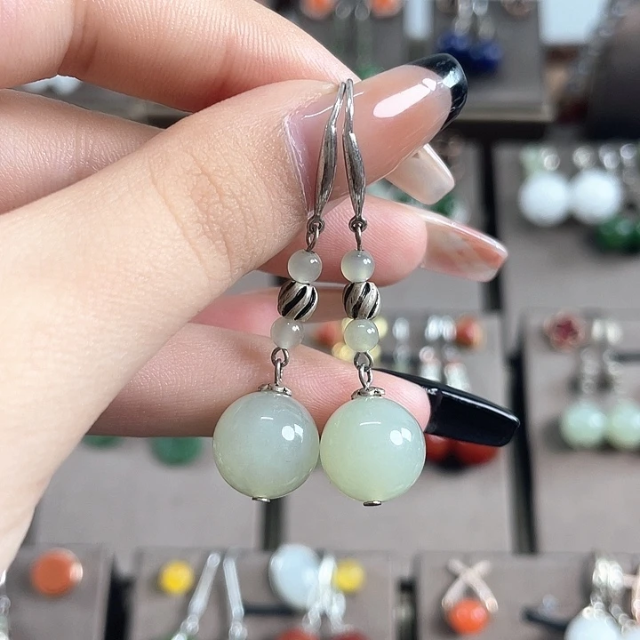 和田玉银S925镶嵌耳饰12左右