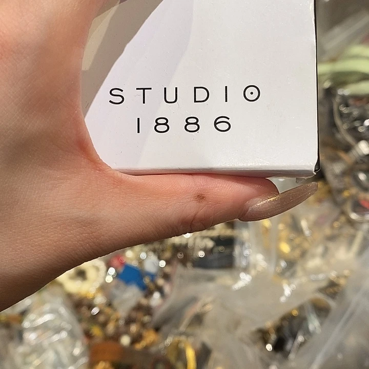 青***王中古饰品香水沐浴露持久留香