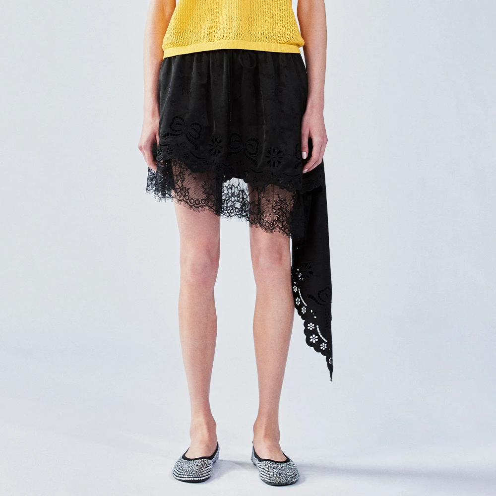 丫丫 2025夏季新款不规则蕾丝提花半裙UY25214Q199138