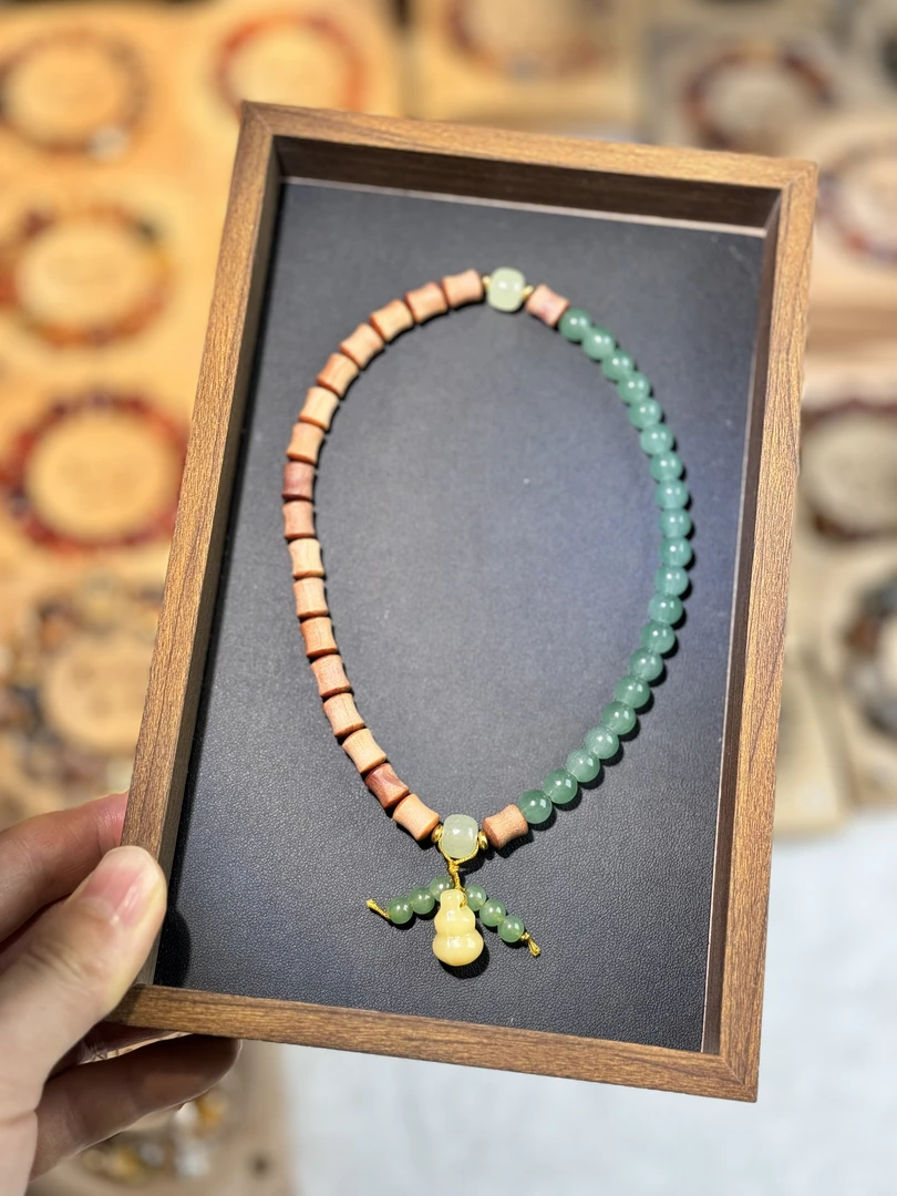 合金木质手链 时尚木质手链气质轻奢