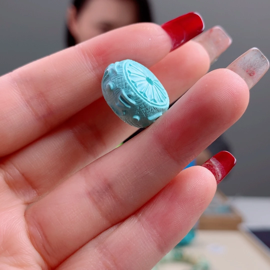 绿松石未镶嵌珠宝奇石