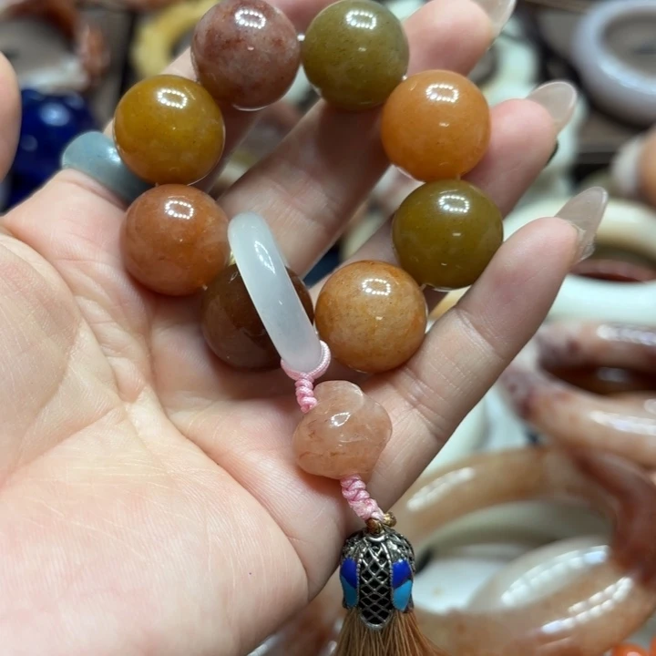 石英质玉未镶嵌手镯