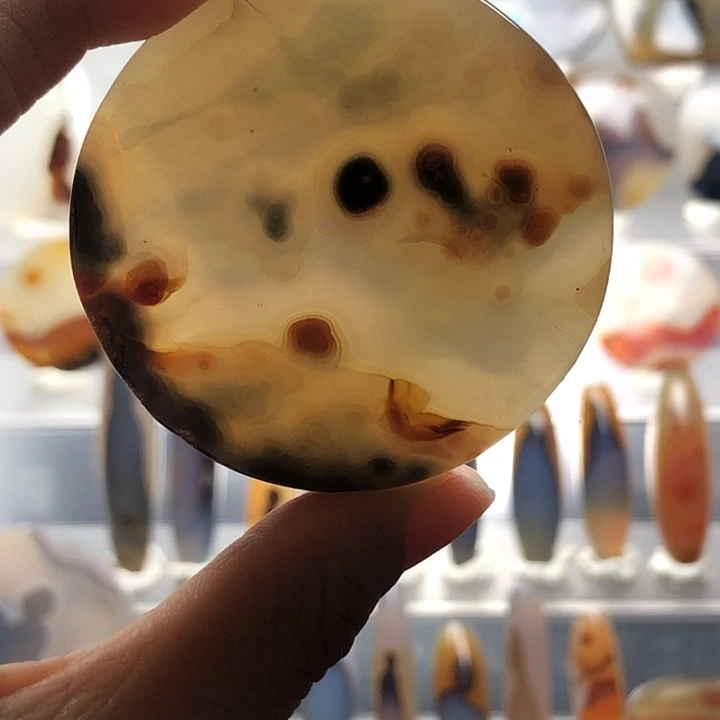 玛瑙/玉髓未镶嵌珠宝半成品53
